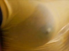 гледајте јапански порно филм Човек јебе домаћицу у облику