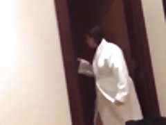 нова руска порно видео зреле Секташи казнио два ослушавшихся девојака розгами у шуми