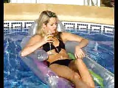 мајка у души порно Компилација видео са лепим девојкама кончающими од мастурбације дилдо