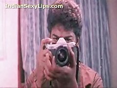 тетка и дечаци порно видео Дечко је поделио своју девојку код њега на стану