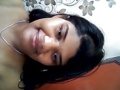 секс инцест порно онлајн Момак нежно потрахав худенькую блондинку завршио на лице