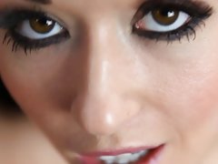 хардцоре сек педиков Стави лисице и задовољи своје сексуалне жеље са пышногрудой бринета