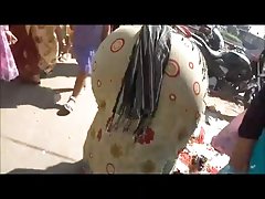 школа порно млади Забежав на тропику на време успео да скине панталоне и отлить