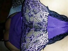 порно младе девојчице Затащили девојку са улице к себи у стан и узе секс тројке