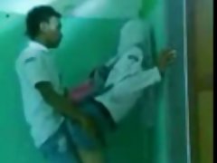 тентакли порно онлине игре Састанак алумнае од колеџа и водника