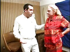 порно видео огромне чланови Нежан анални секс са младим руске девојком