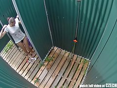 порно видео домаћи бујна Танак девојка плес, стриптиз и добија курац у дупе