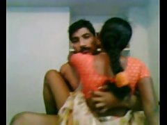 порно видео са лепим телками Журка са трахом је у карневалских одела ч2